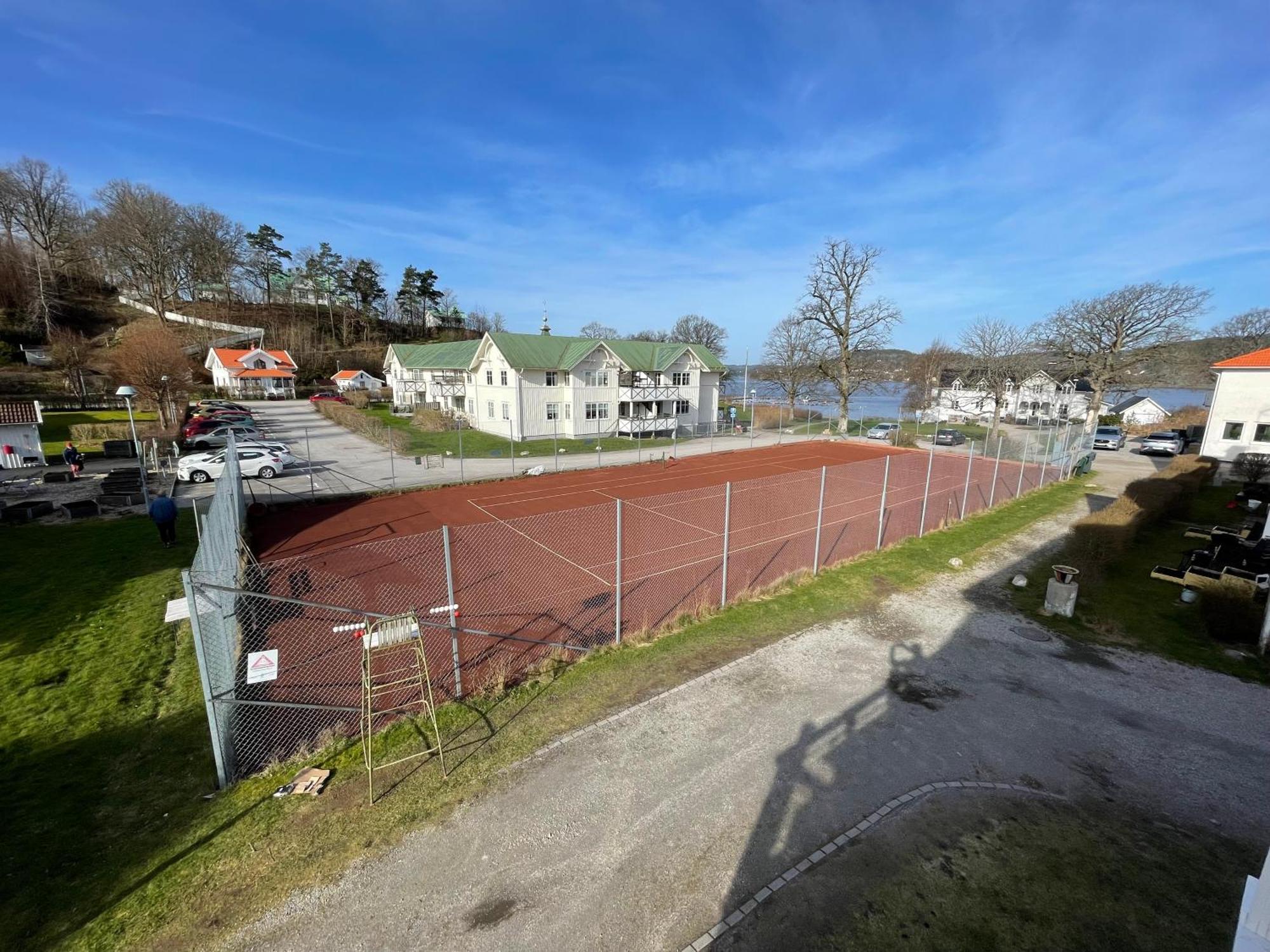 Lilla Saturnus Ljungskile Exterior foto